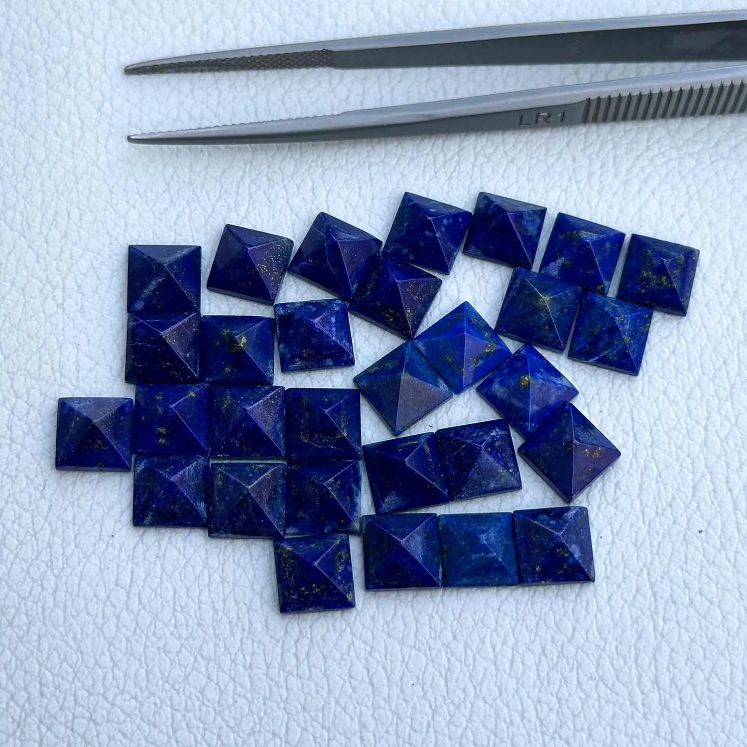 Extremely Fine Quality Natural Blue Lapis Lazuli Pyramid 10mm Customized Gemstones For Necklace Bracelets Ring Jewelry Making