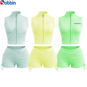 Conjunto de 2 Piezas de Chaqueta Corta y Pantalones Cortos Deportivos Casuales de Moda Hip Hop, Ajustados, de Spandex/Poliéster, con Cierre, para Mujer, Verano - Product Image 3