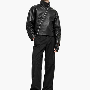 Chaqueta de Invierno Negra para Mujer, Talla Grande, Marca Sanchal International, Estilo Motociclista, Viscosa, Cuello Redondo, Cierre Asimétrico, Manga Larga, Chaqueta Corta - Product Image 2
