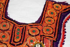 Banjara brodé à la main cou joug Patch miroir broderie travail Applique Patch couture artisanat - Product Image 5