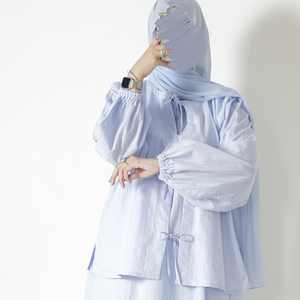 Abaya sur mesure pour femmes, élégante, ouverte, avec manches brodées et solutions de fabrication OEM - Product Image 3