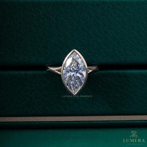 Anillo de Compromiso de Lujo con Diamante Cultivado en Laboratorio, Corte Marquesa, Engaste en Bisel, Oro 14K/18K, Solitario, Certificado IGI, Joyería Fina para Mujer - Product Image 2