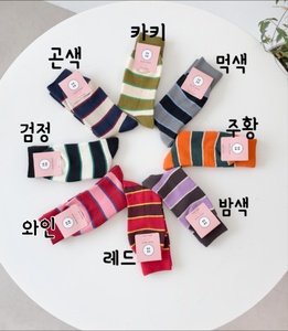 Korea Fashion <b>Women</b> Striped <b>Crew</b> <b>Socks</b> Made of Premium Combed Cotton - Product Image 2