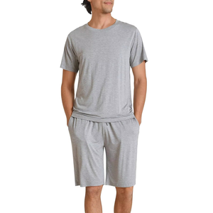 Ensemble coordonné décontracté unisexe pour homme, tissu ultra doux et respirant, t-shirt à manches courtes et short, tenue décontractée d'été en deux pièces - Product Image 1