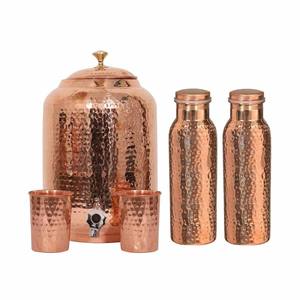 Distributeur d'eau en cuivre martelé fait main avec robinet et couvercle |   Ensemble de 5 pièces en cuivre pour boissons, pour la maison et l'hôtellerie, approvisionnement en gros 8L/10L - Product Image 1