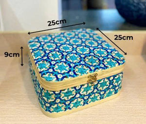 Cesta de regalo cuadrada de bambú de lujo, recuerdos festivos, cajas de regalo únicas de bambú y ratán tejidas. - Product Image 4