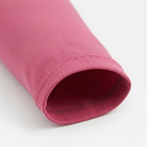 Manchons de soutien du coude en néoprène de qualité supérieure - Protection ultime pour la musculation, les sports, le fitness et le cyclisme (unisexe) - Product Image 4