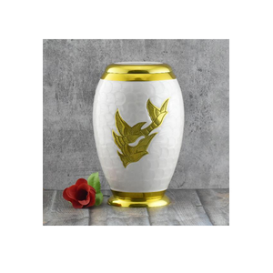 Urne funéraire de luxe en aluminium blanc faite à la main, motif rose dorée, décorative, pour cendres, commémoration funéraire, à poser sur table - Product Image 3