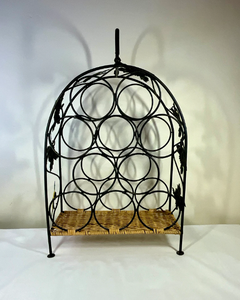 Elegante y Moderno Soporte Minimalista de Hierro para Botellas de Vino con Capacidad para 5-9 Copas y 9 Botellas para el Hogar - Product Image 1
