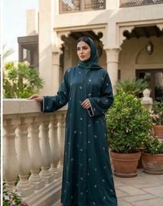 Abaya décontractée et respirante en polyester pour femme, coupe ample, longueur ras du sol, style évasé, pour soirées et occasions spéciales, Moyen-Orient - Product Image 4