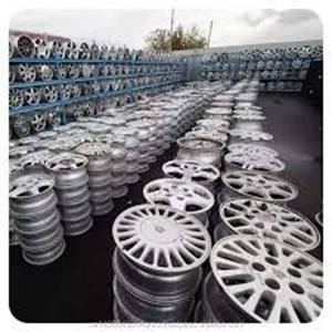 Unidades de Cubo de Rueda de Aluminio Plateado Blanco Duradero BOLL, Material Reciclado, Chatarra de Aluminio de Grado Superior 99.95%-99.98%, Pre-Reciclado de Fábrica - Product Image 3