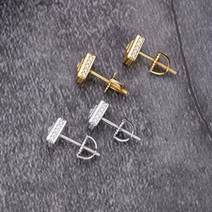 Boucles d'oreilles clous en moissanite, bijoux tendance pour mariages, célébrations et usage quotidien, disponibles à prix raisonnable - Product Image 2