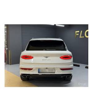 Bentley Bentayga 4.0 V8, Modelo de Julio de 2021, con 45,500 km, Caja de Cambios Automática, Asientos de Cuero, Cámara Trasera, Volante a la Izquierda - Product Image 5