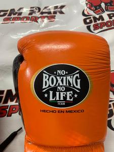 ถุงมือชกมวยหนังแท้สำหรับฝึกซ้อม ยี่ห้อ Fairtex รุ่น Professional No Boxing No Life สำหรับผู้ชายและผู้หญิง ระบายอากาศได้ดี กันลื่น พร้อมเชือกผูก - Product Image 5