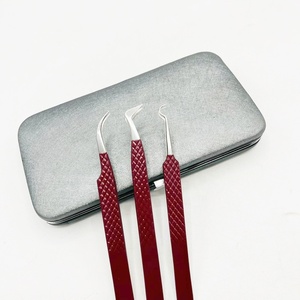 โค้งประเภทตะขอแหนบต่อขนตาสีแดงเคลือบด้วยผงสีบลัชออนเพิ่มวอลลุ่มพร้อมแหนบขนตาที่จับแข็งแรง - Product Image 3