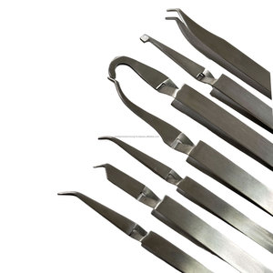 Juego de 7 Pinzas Ergonómicas de Ortodoncia Dental para Remoción y Colocación de Brackets, Instrumentos Quirúrgicos Manuales Plateados, Kit con Certificación CE - Product Image 4