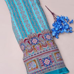 Tela Crepé Ligera de 54 Pulgadas con Patrón Paisley, Color Turquesa Sublime, Adornada con Lentejuelas Deslumbrantes, Diseño de Elefante y Pavo Real - Product Image 2