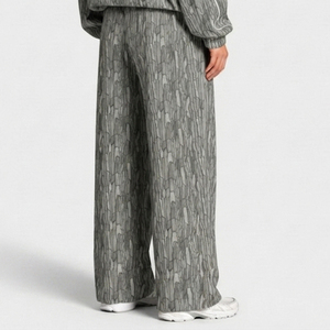 Pantalon de jogging ample pour femme, imprimé camouflage, avec lignes contrastées, coupe décontractée, style streetwear, en molleton de coton premium respirant - Product Image 2