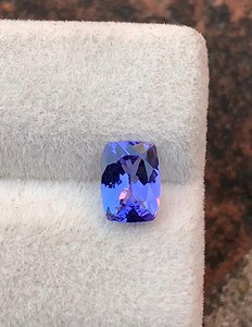 Tanzanite bleue naturelle, taille variée, pierre de naissance de décembre, pierre précieuse en vrac de 2,00 carats, certifiée par un tiers pour la fabrication de bijoux et de bagues - Product Image 5
