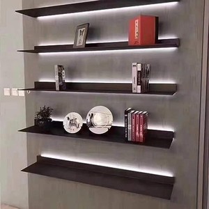 Estante Flotante de Madera Sheesham con Iluminación LED, Diseño Minimalista para Sala de Estar |   Muebles de Almacenamiento Artesanales de Moradabad al por Mayor - Product Image 6