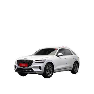 Genesis GV70 2.5T AWD 2024, SUV a Gasolina con 28,235 km, Volante a la Izquierda, Caja de Cambios Automática, Asientos de Cuero, Cámara Trasera - Product Image 1