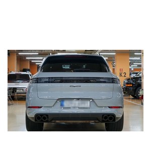 Cayenne 3.0 2024 con Caja de Cambios Automática, Asientos de Cuero, Cámara Trasera, Volante a la Izquierda, Techo Panorámico, Faros LED - 20,000 km - Product Image 4