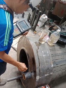 Chaudière à vapeur horizontale à gaz DIVI GROUP, à tube de feu traversant, en acier industriel, à pression maximale de 1,6 MPa - Product Image 3