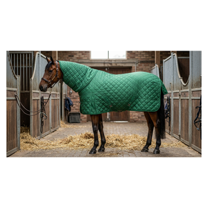 Alfombras de Invierno para Caballos de Lujo con Logotipo Personalizado, de la Mejor Calidad, Impermeables y Transpirables, a Bajo Precio, Hechas en Pakistán - Product Image 1