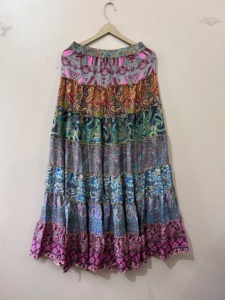 Robe longue d'été pour femme, style bohème, imprimé cachemire, à volants, taille élastique, faite main, gaufrée, 100% soie, coupe droite - Product Image 3