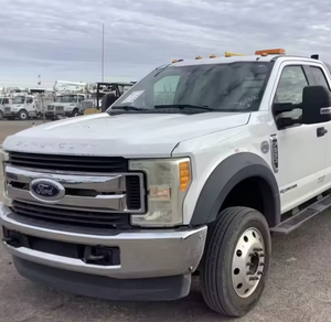 Precio al por mayor: Camión Ford F550 4x4 de cabina extendida y plataforma plana, usado 2018, listo para exportar a todo el mundo. - Product Image 6