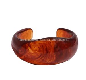 Classic Religious <b>Resin</b> Bangle Brown <b>Colour</b> Wedding Anniversary Pearl Diamond Round Shape Design Trendy Fashion Bangle - Product Image 5