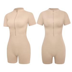 จั๊มสูทขาสั้นรัดรูปผู้หญิงแบบสั่งทำขายส่ง แขนสั้น ซิปหน้า กระชับสัดส่วน - Product Image 2