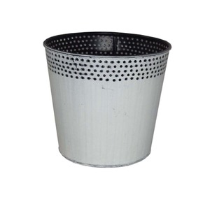 Stylish Customized Planter <b>Pot</b> with Durable Iron Construction <b>for</b> Decorative Gardening Applications - Product Image 3