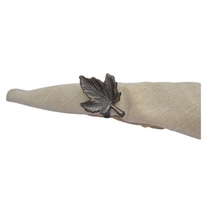 Porte-serviettes en forme de feuille au design vintage avec finition antique en cuivre et anneau à serviettes élégant en aluminium - Product Image 1