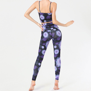 Ensemble de yoga pour femmes, nouveau design, cordon de serrage sur le devant, séchage rapide, vêtements de sport sans couture, haute qualité, confortable, logo par sublimation, 2 pièces - Product Image 2