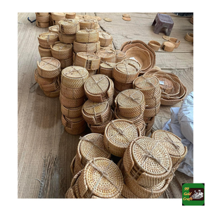 Woven Rattan Coaster Made In Vietnam From Natural Straw Fiber Material For Coffee Cup Heat Insulation Decor Use - Product Image 6