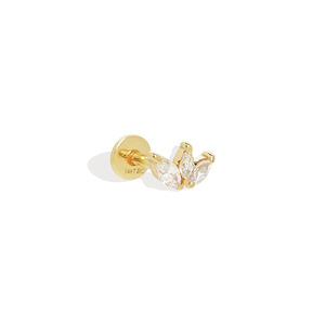 Zisma Piercing Labret en Or 14K avec Diamant de Laboratoire Taille Marquise, à Dos Plat Fileté Intérieurement, Motif Lotus à 3 Pierres, Fabricant - Product Image 3
