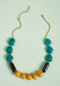 Collier Statement Artisanal Écologique en Résine Perlée pour Femme, Idéal pour un Style Bohème Romantique et Tendance, Bijou Perle Parfait - Product Image 5