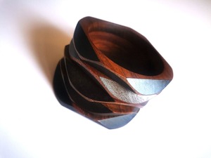 Bracelets en bois faits à la main, forme ronde, bois pur, tendance, accessoires uniques pour femmes, polis - Product Image 5