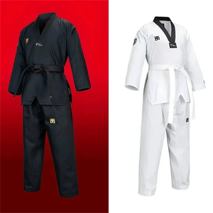 Ensemble d'uniformes de karaté légers et respirants pour la pratique des arts martiaux - Product Image 1