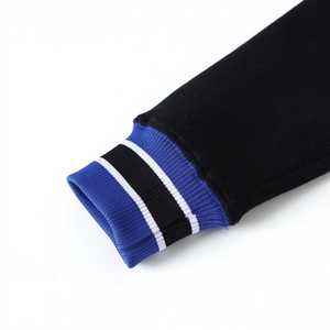 เสื้อสเวตเชิ้ตคอกลม Zeta Phi Beta Black Crest ปักลายเชนิลล์ เสื้อผ้าชมรมพี่น้องชาวกรีก สำหรับทุกเพศ ผลิตจากผ้าฝ้ายพรีเมียม - Product Image 5