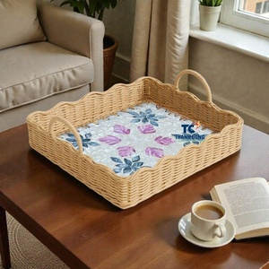 Plateau en rotin à incrustations de nacre festonnées, fait main, à valeur ajoutée, pour décoration de table, vente en gros - Product Image 1