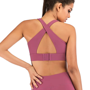 Sujetador Deportivo Transpirable de Alta Sujeción para Mujer MKB Enterprises con Tirantes Ajustables y Logotipo Frontal - Material Spandex para Gimnasio y Fitness - Product Image 5