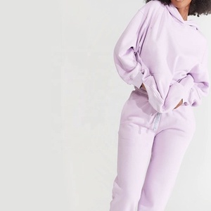 2026 Summer 100% Polyester Solid Casual 2 Piece Women's Sweatsuit Tracksuit Wholesale <b>Set</b> with Short Top & Full-Length Pants - Product Image 4