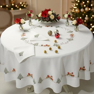 Mantel de Mesa de Comedor Bordado de Algodón Blanco Vietnamita con Diseño de Casa de Árbol de Navidad, Tamaños Completos, Lavable, Decoración Moderna para Comedor, Banquete Festivo - Product Image 1