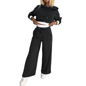 Conjunto Deportivo Ligero 2 en 1 con Capucha para Mujer, Color Negro, Manga Larga, Corte Holgado, Pantalones Casuales para Correr, Bolsillos Laterales con Cordón, Invierno - Product Image 1