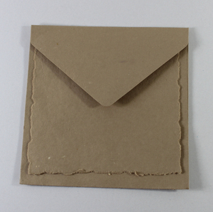 Carte de bordure LED personnalisée de qualité supérieure 250 g/m² avec enveloppe assortie en papier recyclé fait main à partir de fibres de coton - Product Image 1