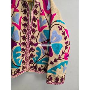 Chaqueta india 100% algodón, hecha a mano, corta, unisex, con bordado floral y forro interior de algodón, estilo boho chic. - Product Image 3