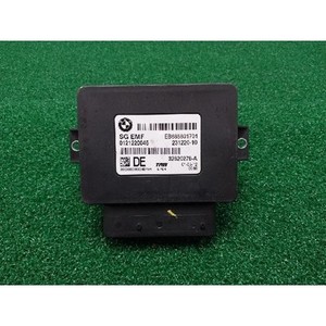 Módulo de Control de Freno de Estacionamiento Electrónico Serie 5, Usado, OEM EB685801701 - Product Image 1