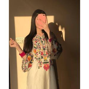 Hermoso conjunto de top y pantalón talla XL con bordado de hilo - Product Image 2